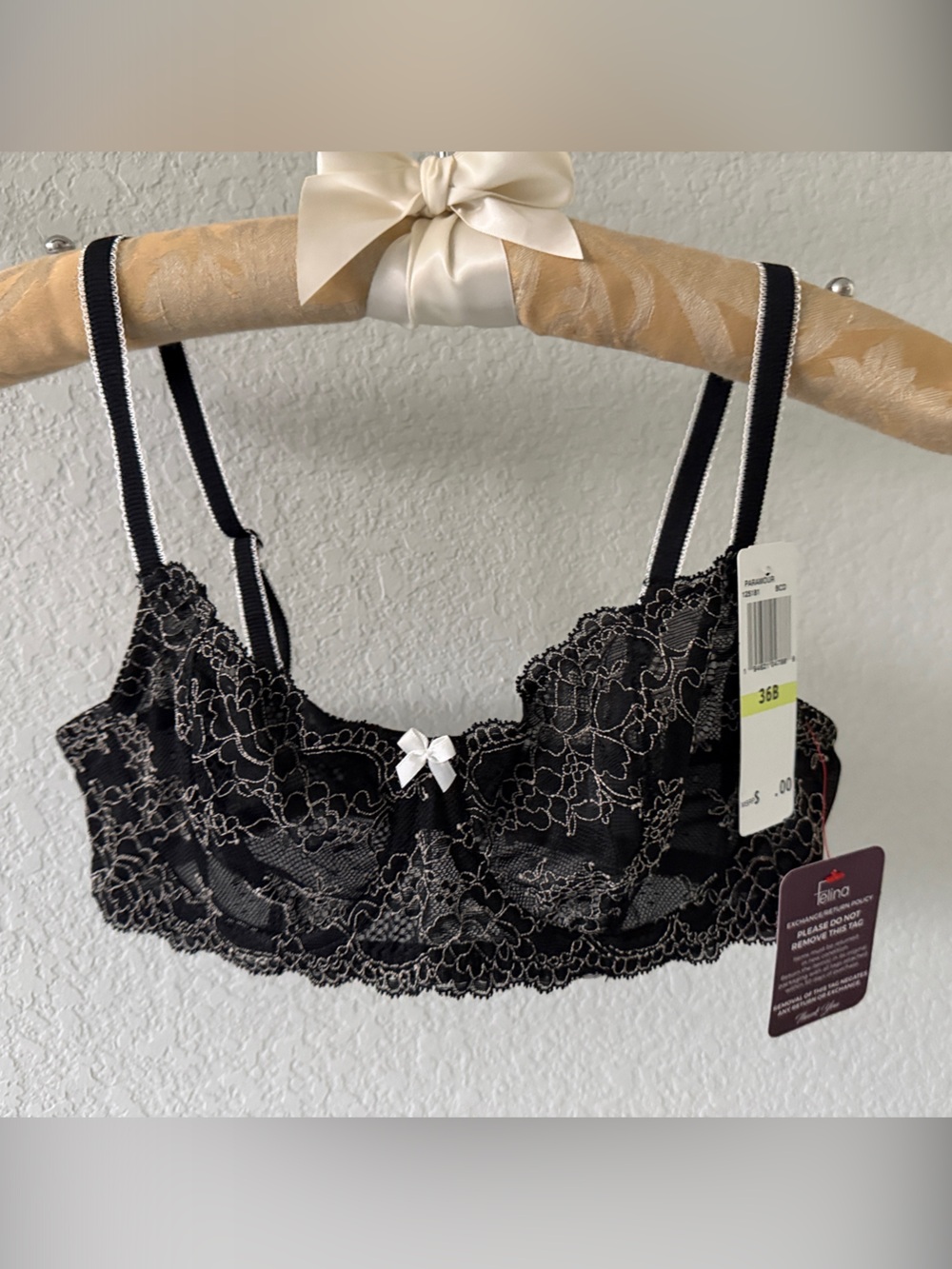 Lace Underwire Bralette with Contrast Stitching and Bow